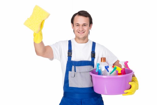 Professional deep cleaning in Tw13 for a fresh home