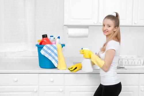 Professional carpet cleaning in TW13 for a clean home interior