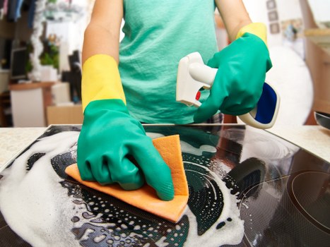 Carpet cleaners in TW13 improving home and business flooring